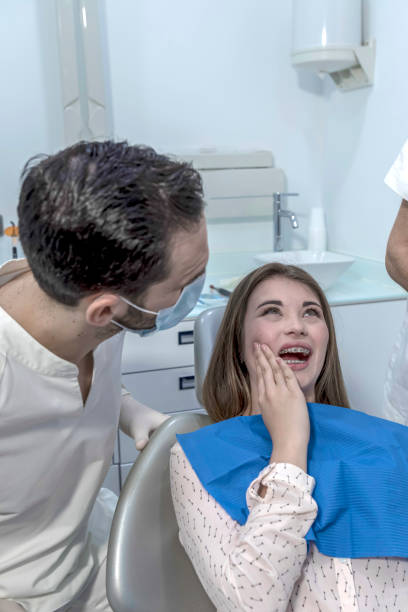 Best Chipped Tooth Repair Near Me  in Mccom, OH